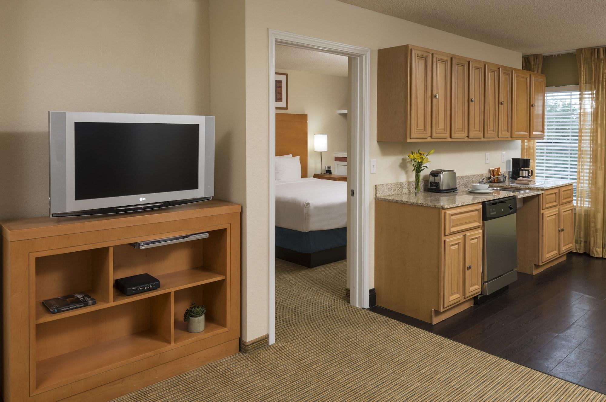 Hyatt House Houston/Energy Corridor Hotel Exterior photo