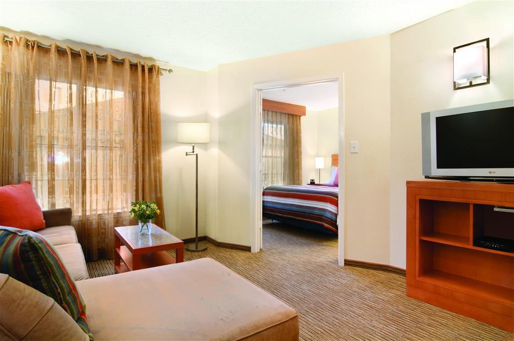 Hyatt House Houston/Energy Corridor Hotel Room photo
